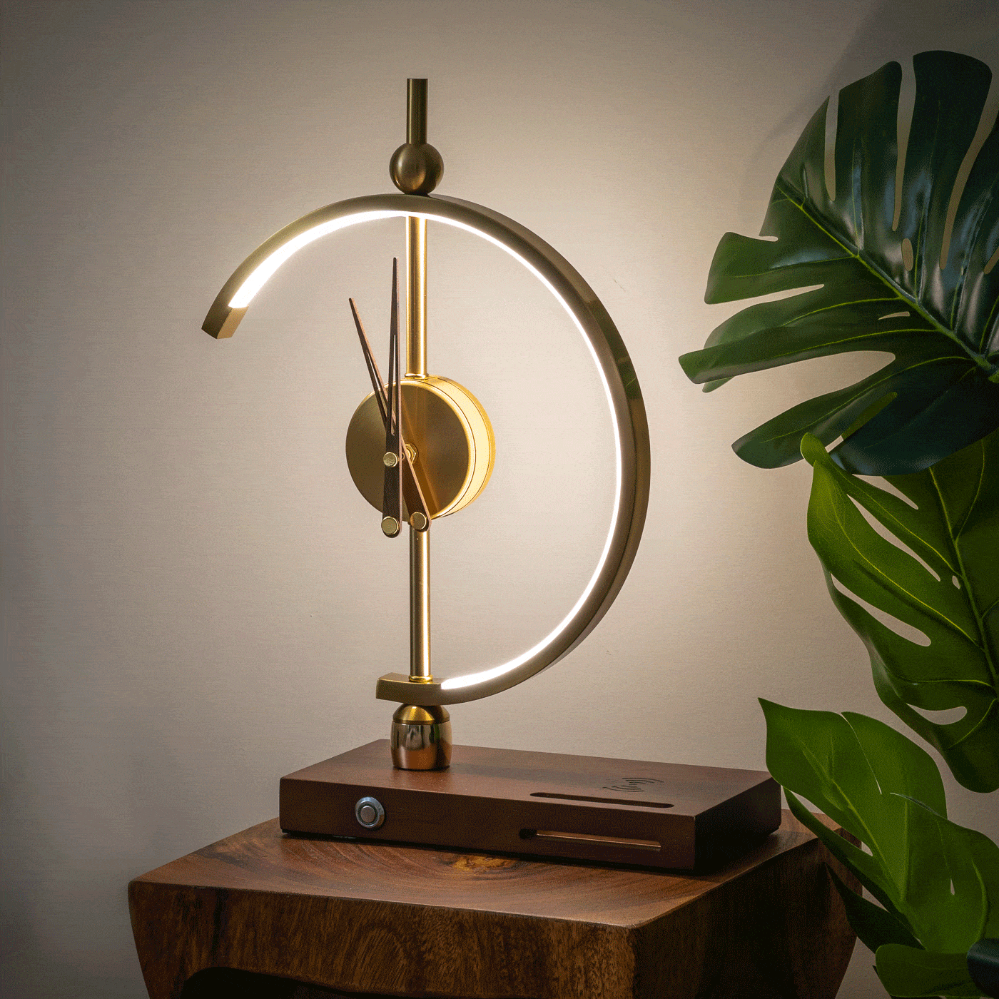 Lampe d'horloge Khonsu (chargement sans fil)